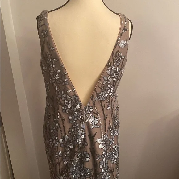 Jovani size 12 special occasion dress gorgeous worn once - Picture 9 of 13
